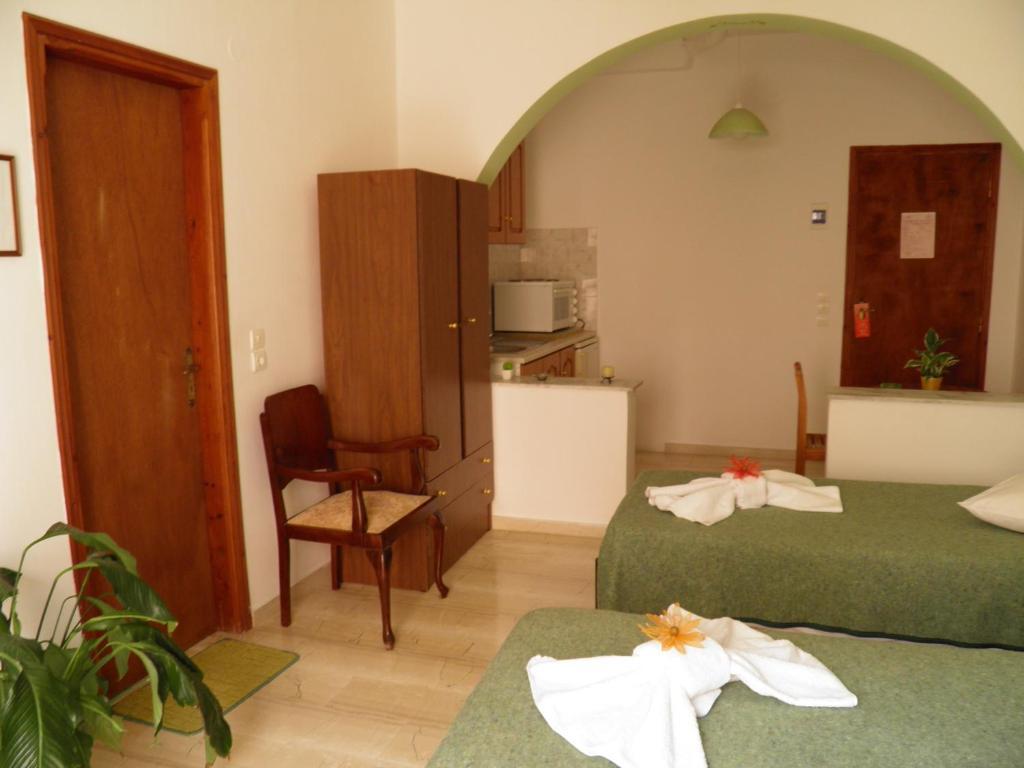 Mirsini Pansion Hotel Karterados  Bagian luar foto