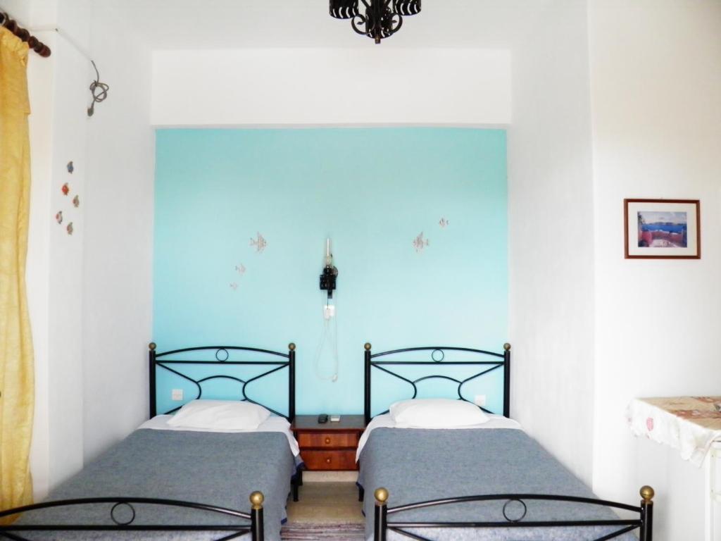 Mirsini Pansion Hotel Karterados  Ruang foto